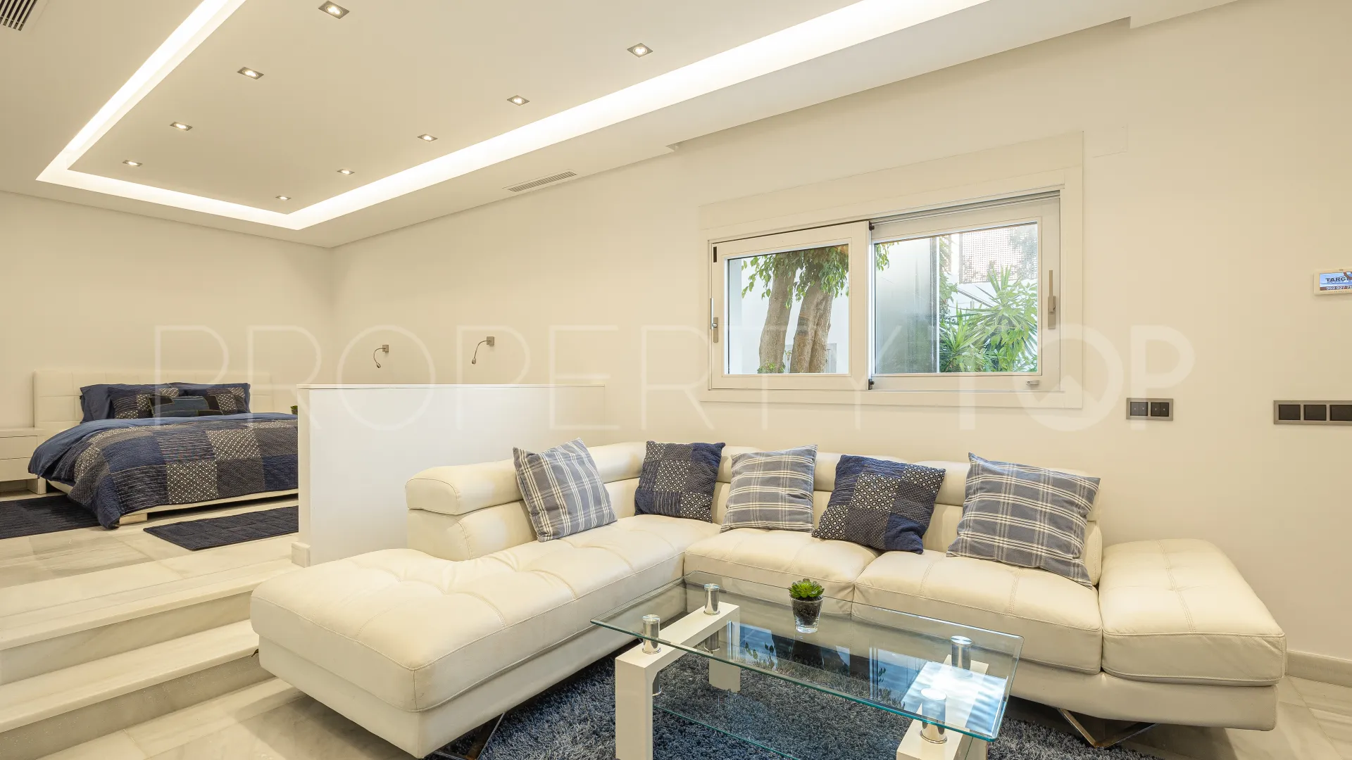 For sale Las Brisas 7 bedrooms villa