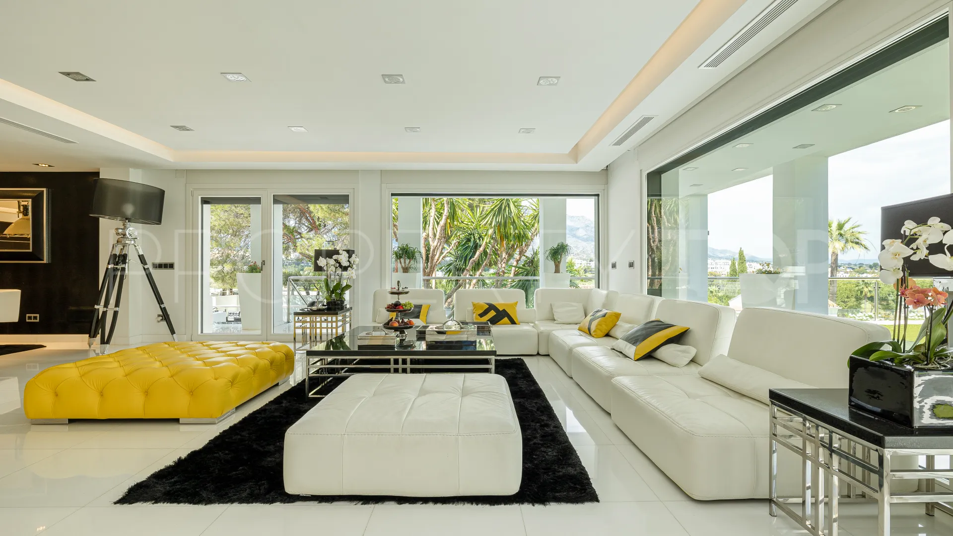 For sale Las Brisas 7 bedrooms villa