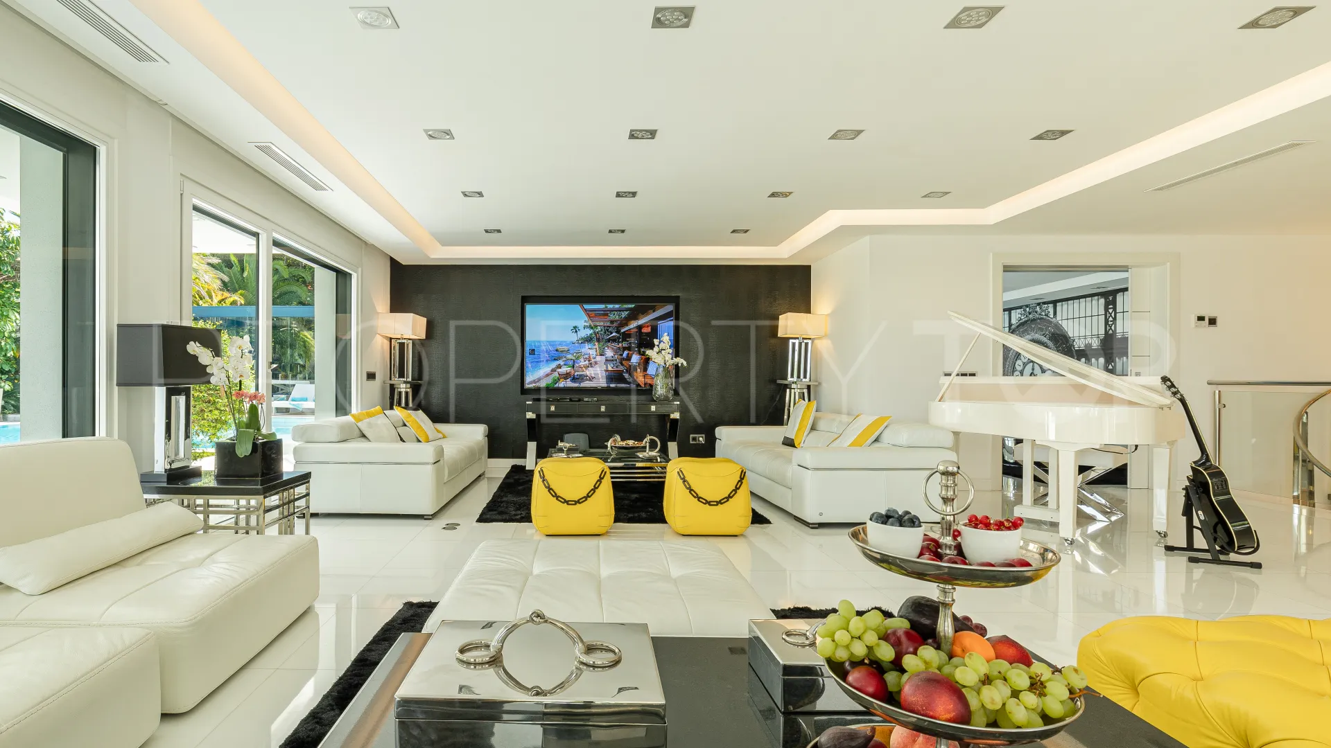 For sale Las Brisas 7 bedrooms villa