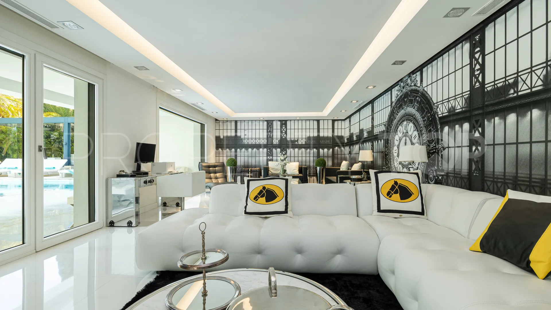For sale Las Brisas 7 bedrooms villa