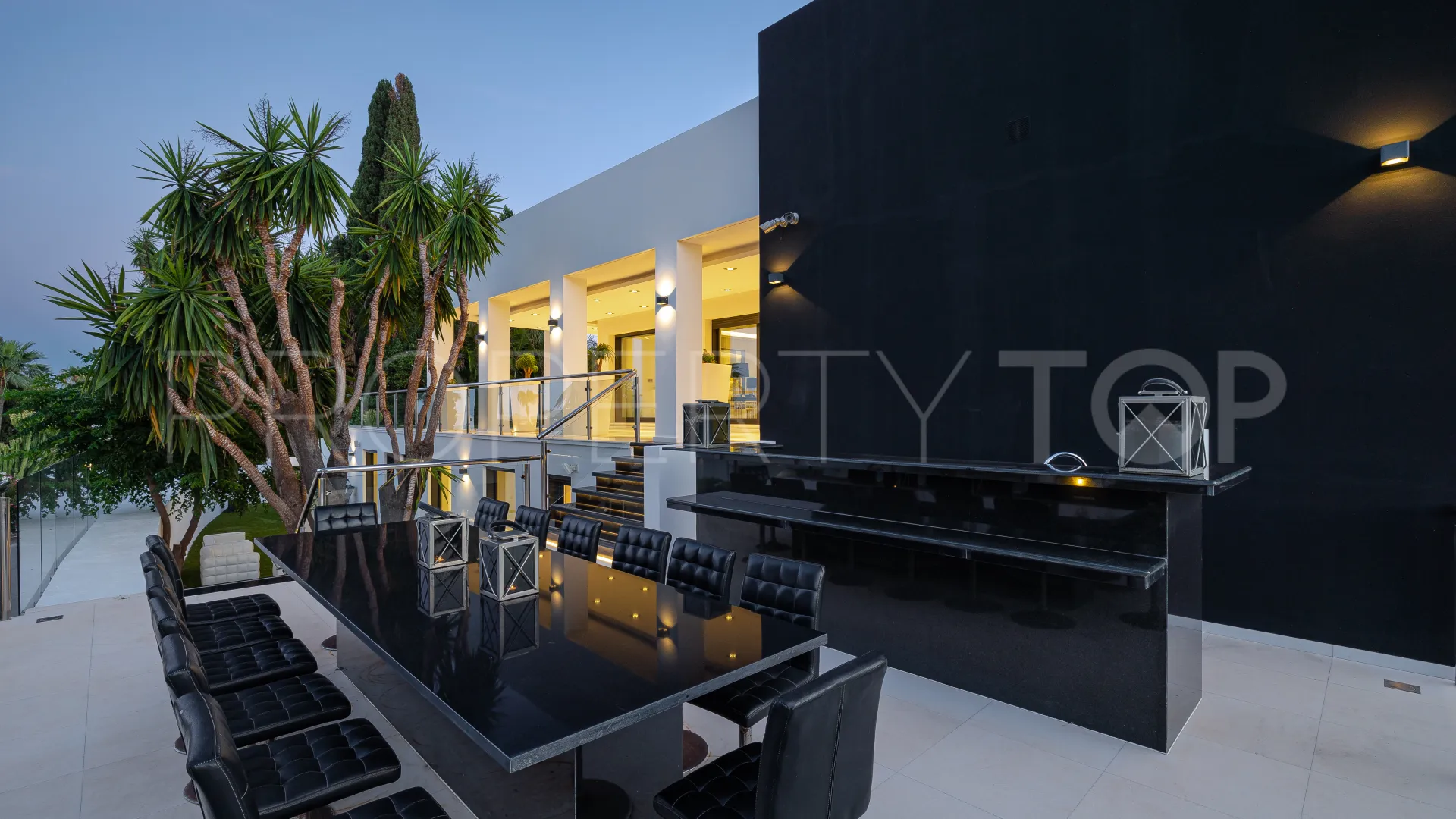 For sale Las Brisas 7 bedrooms villa
