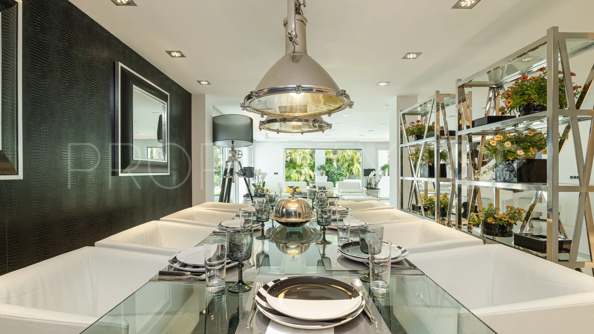 For sale Las Brisas 7 bedrooms villa
