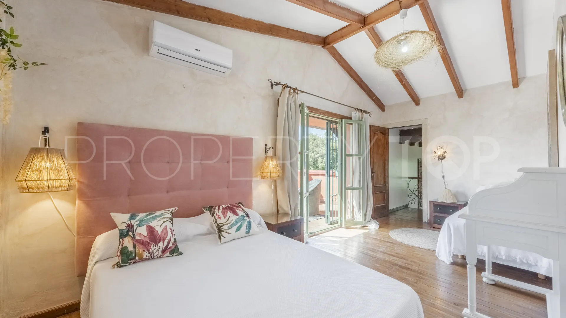 Buy Finca La Judía 5 bedrooms villa