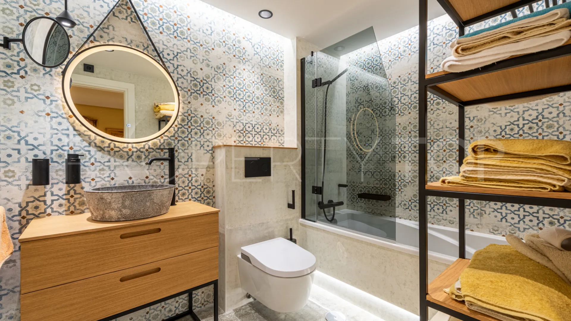 Apartamento planta baja en venta en Los Granados