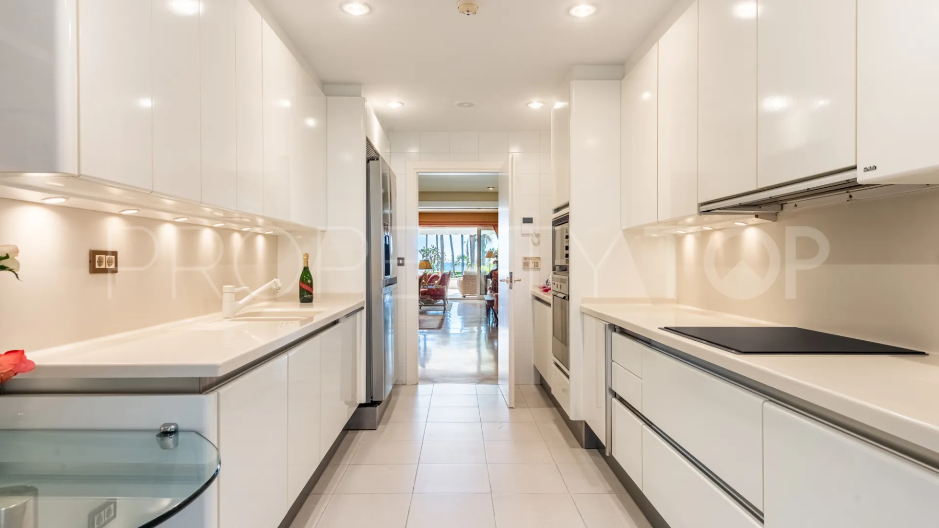 Apartamento planta baja en venta en Los Granados