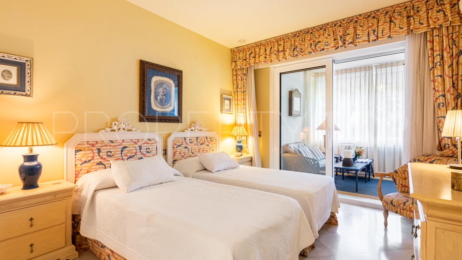 Apartamento planta baja en venta en Los Granados