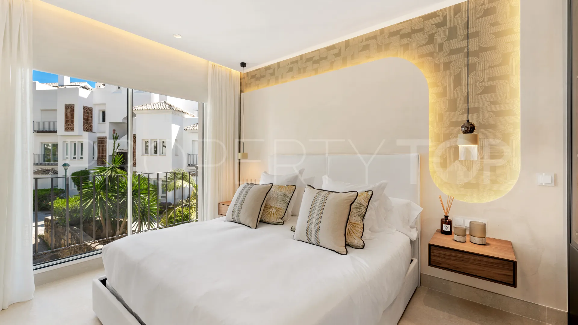 Comprar apartamento en Los Monteros Palm Beach de 3 dormitorios