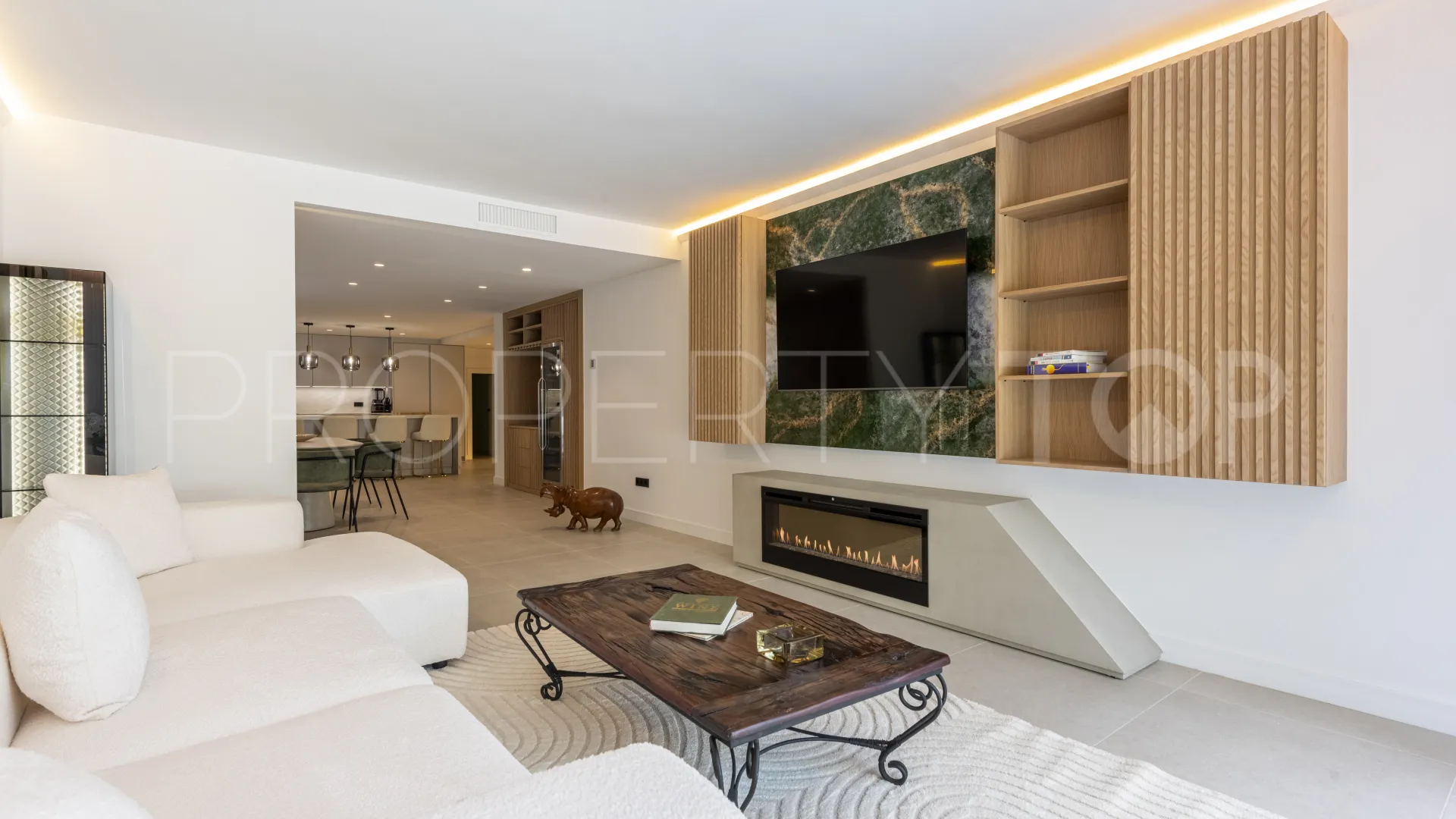 Apartamento en venta en Kings Hills