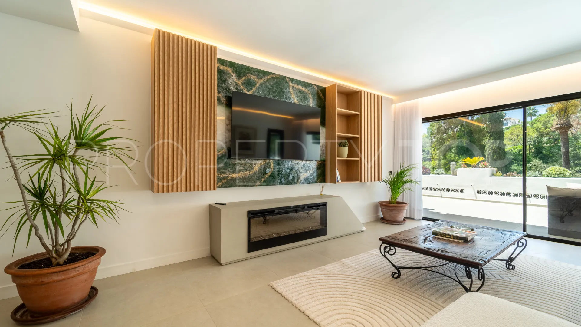 Apartamento en venta en Kings Hills