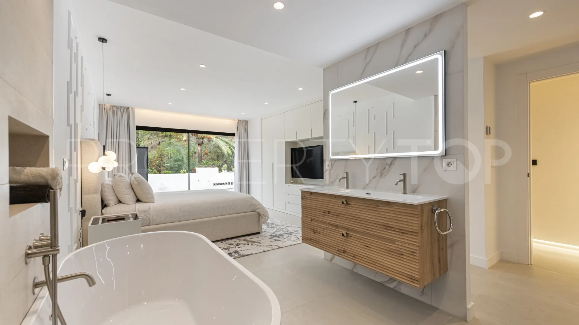 Apartamento en venta en Kings Hills