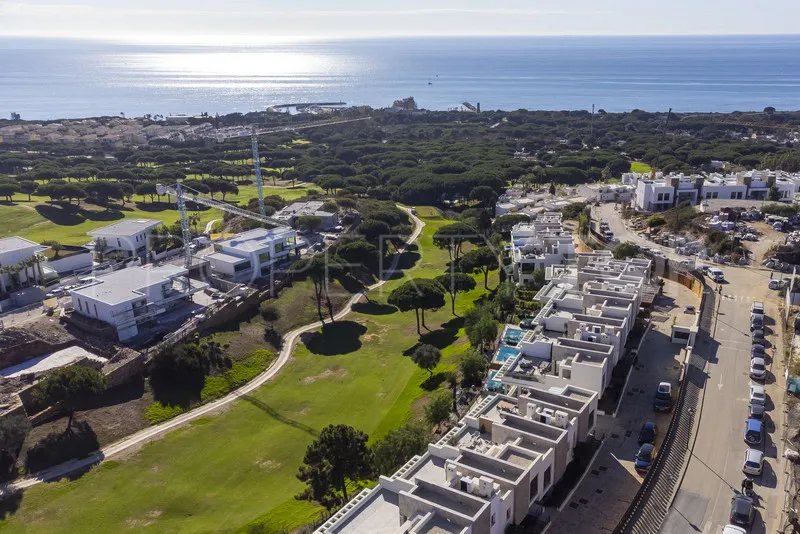 Town house for sale in The Cape