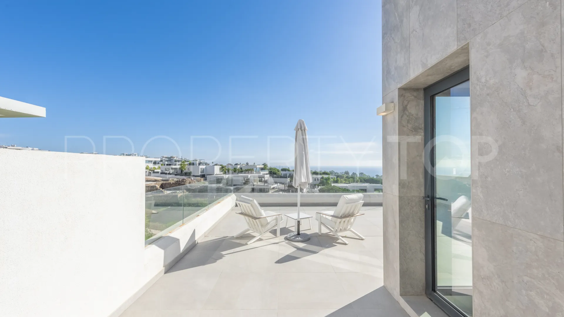 Town house for sale in The Cape