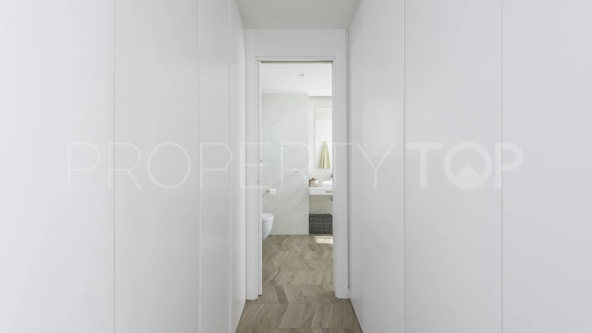 Town house for sale in The Cape