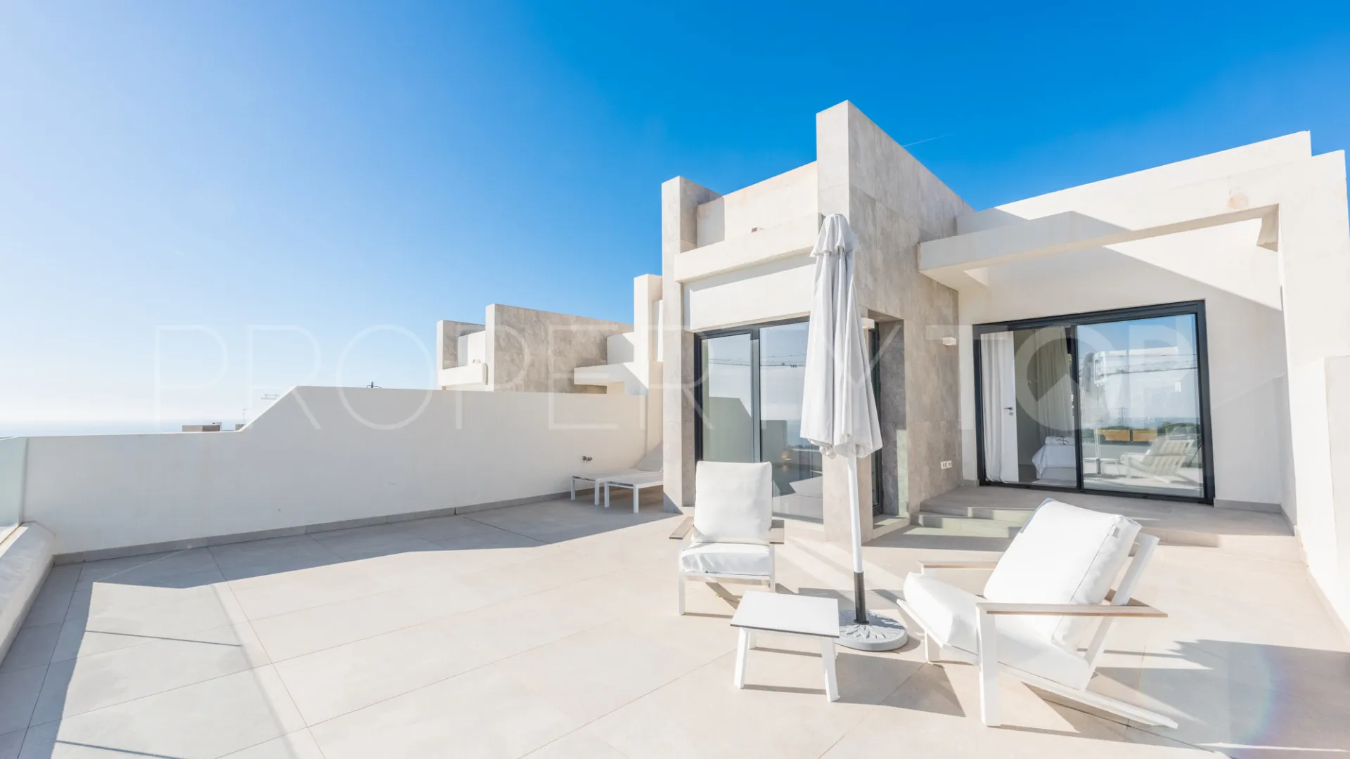 Town house for sale in The Cape