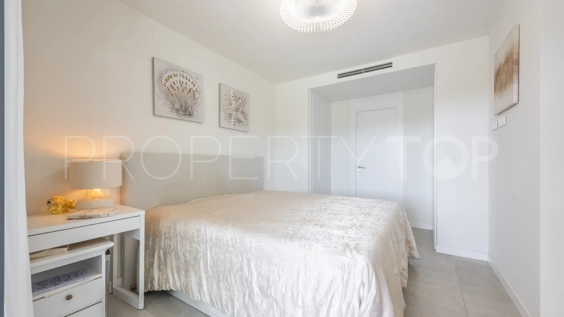 Town house for sale in The Cape