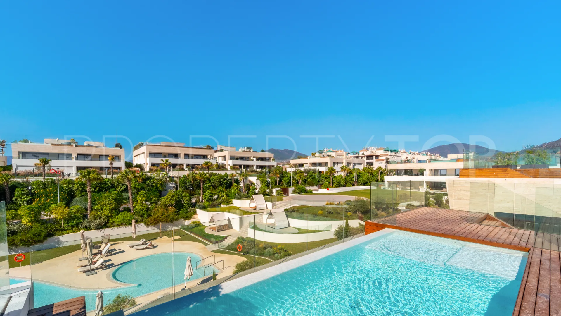 For sale duplex penthouse in Epic Marbella