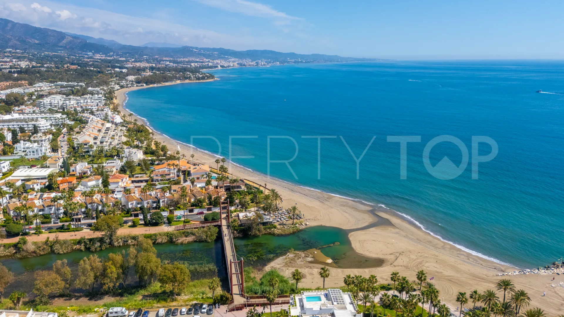 Apartamento planta baja con 3 dormitorios en venta en Los Granados