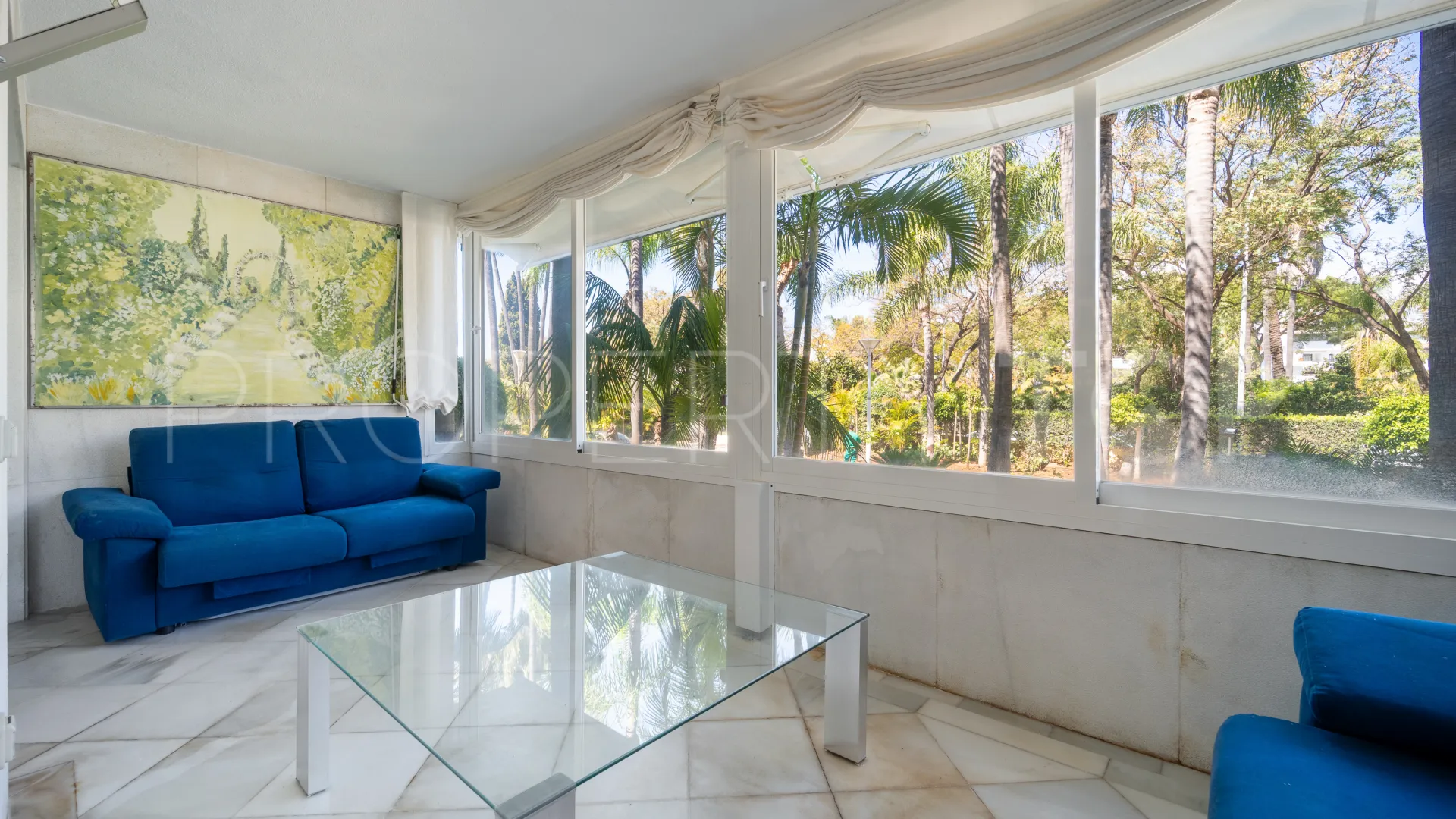 Apartamento planta baja con 3 dormitorios en venta en Los Granados