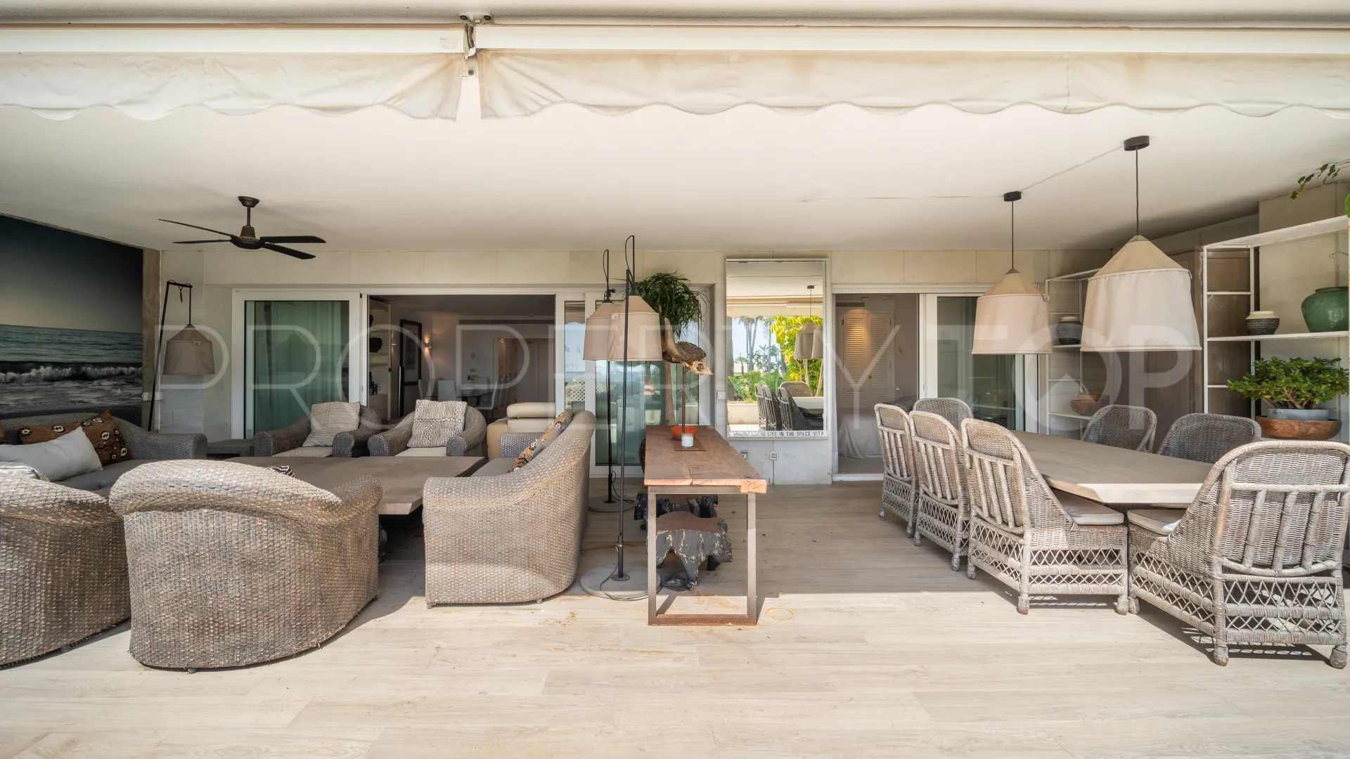 Apartamento planta baja con 3 dormitorios en venta en Los Granados