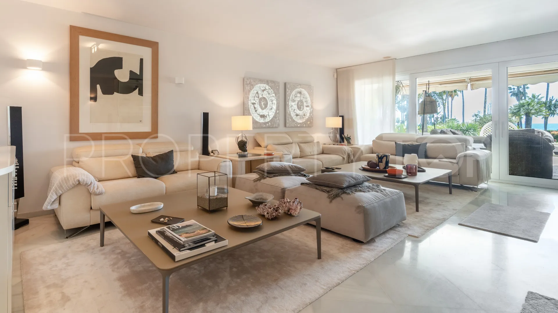 Apartamento planta baja con 3 dormitorios en venta en Los Granados