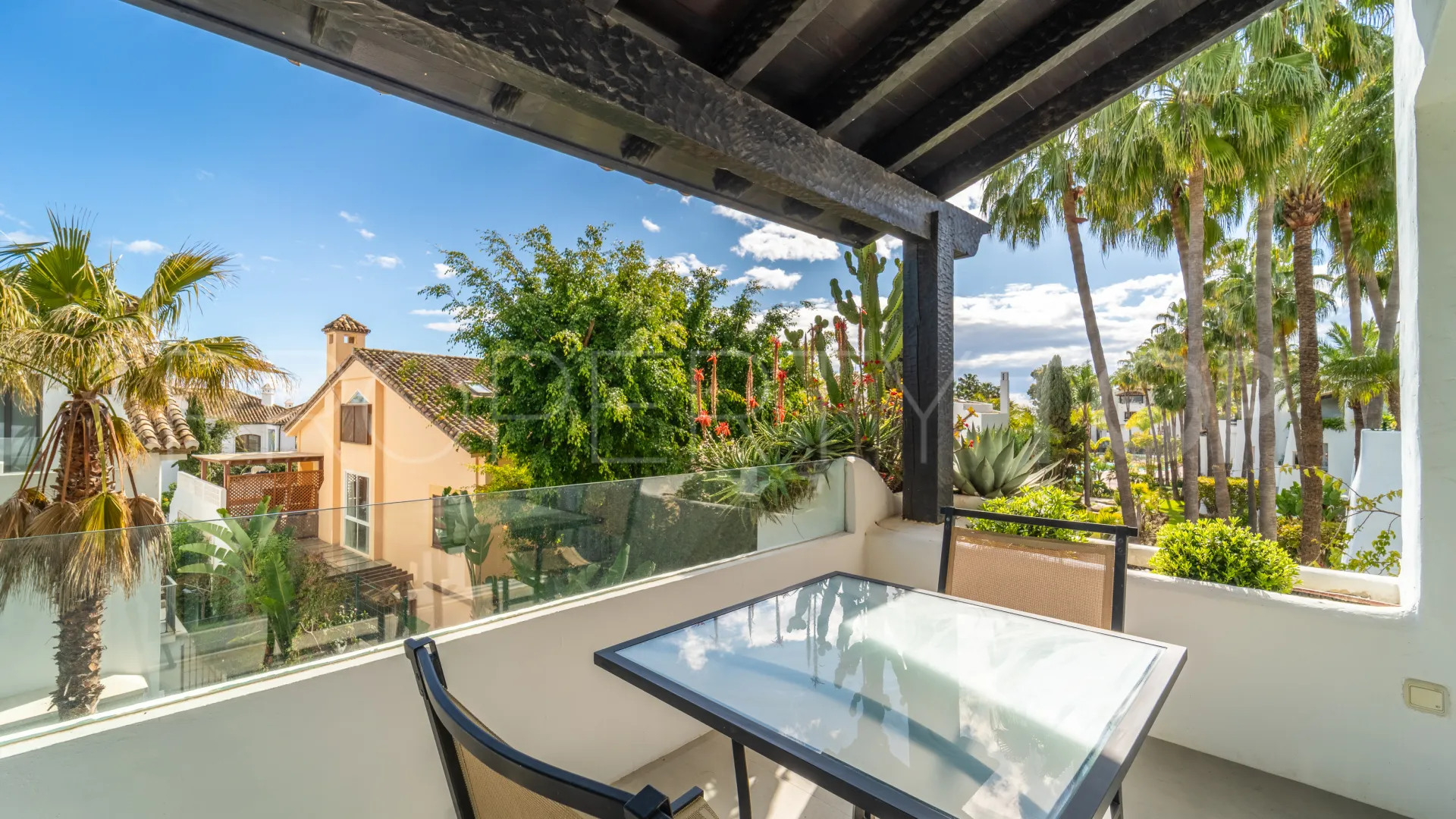 For sale duplex penthouse with 3 bedrooms in Marina Puente Romano