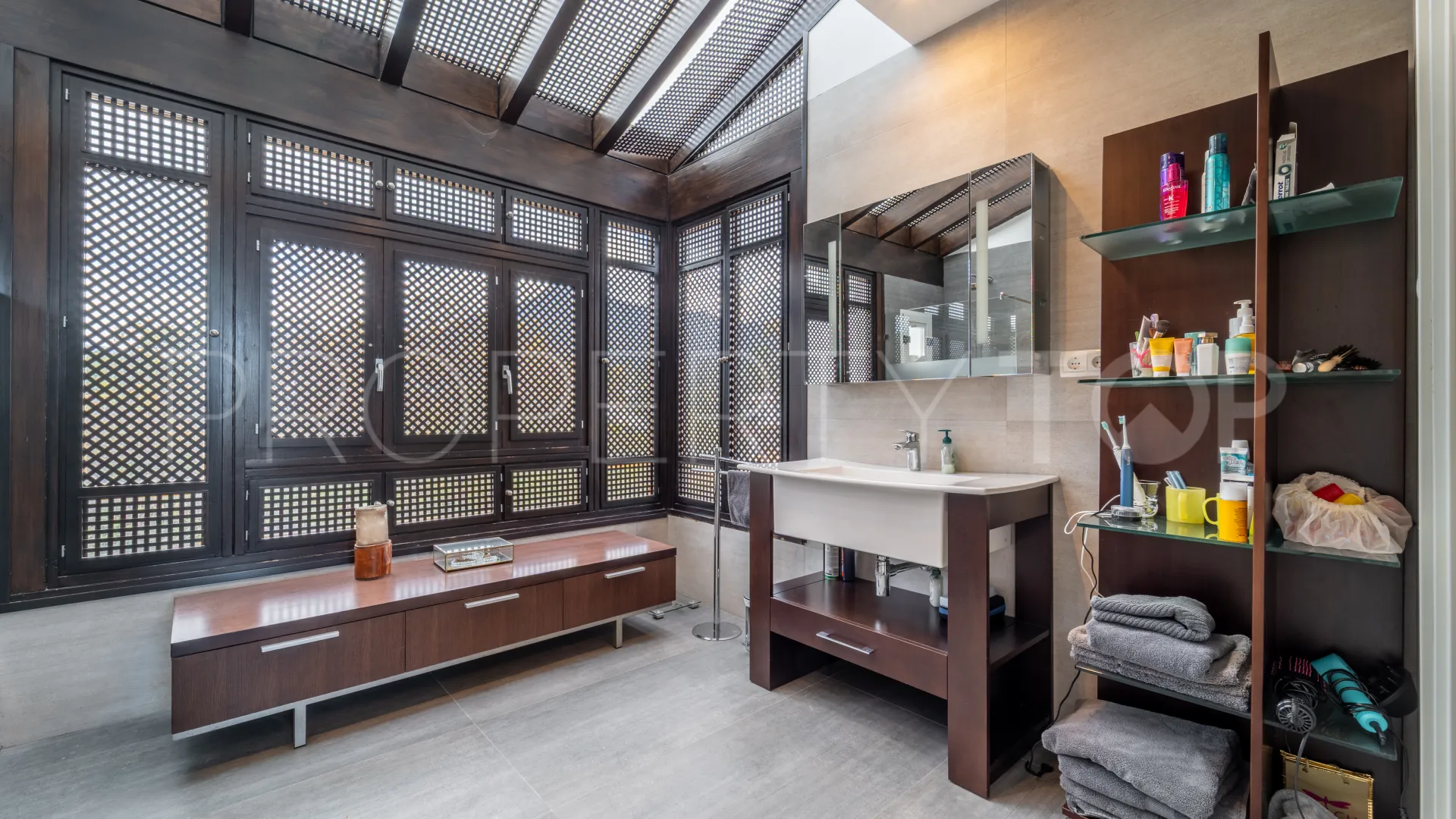 For sale duplex penthouse with 3 bedrooms in Marina Puente Romano