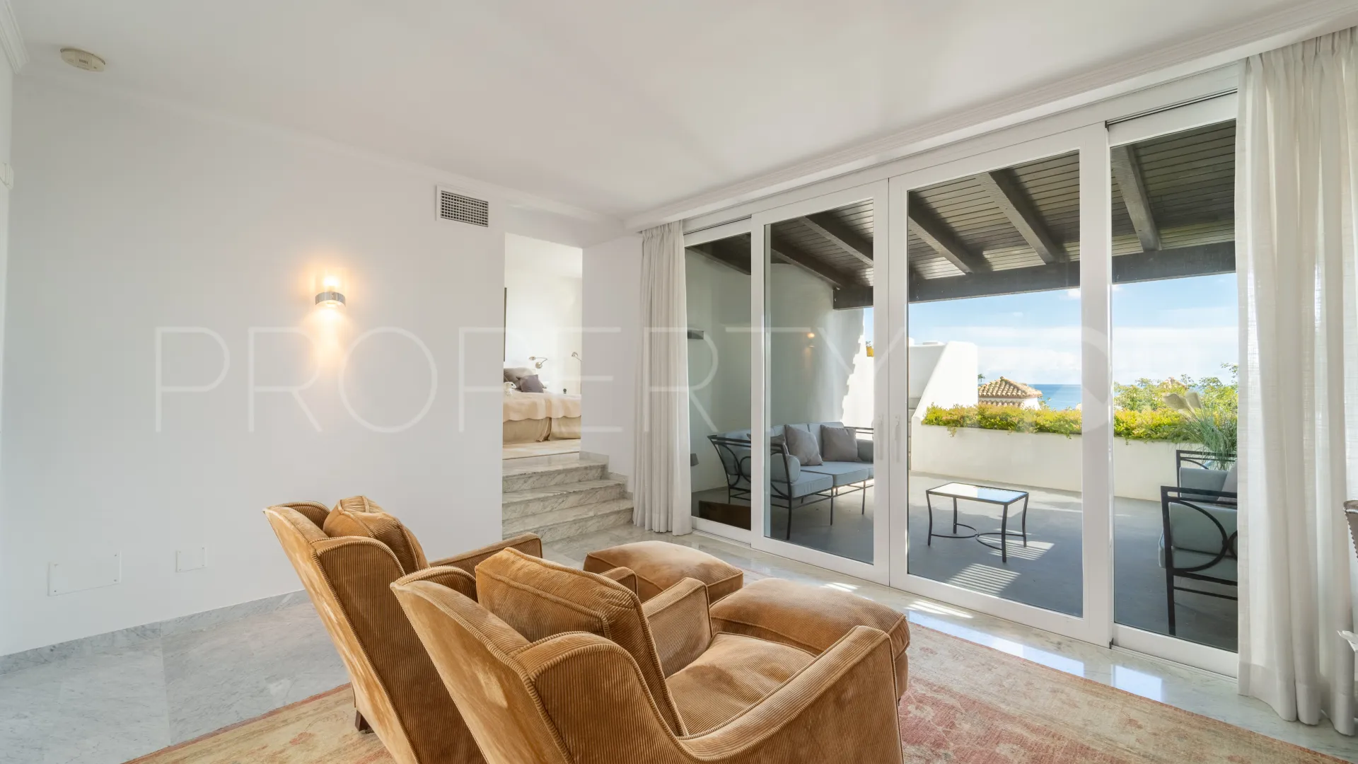 For sale duplex penthouse in Marina Puente Romano