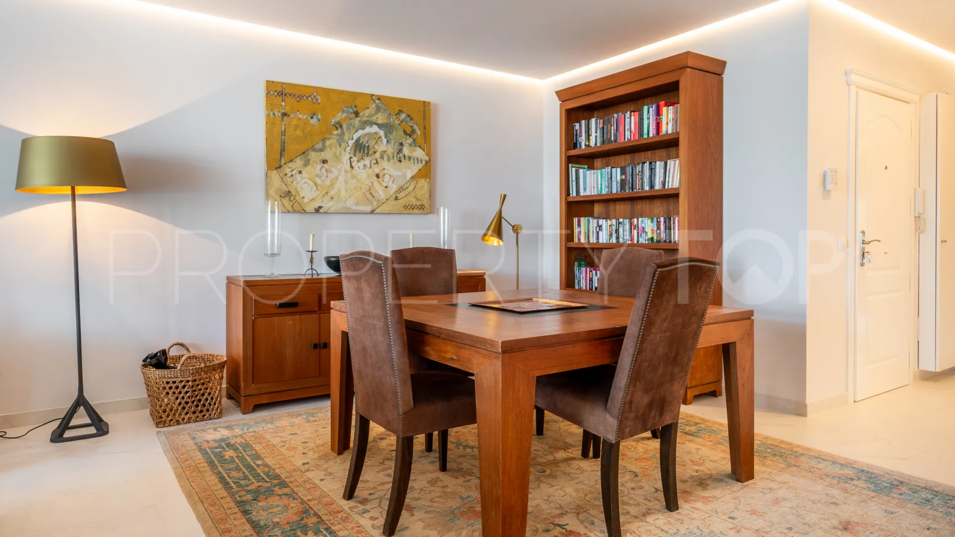 For sale duplex penthouse with 3 bedrooms in Marina Puente Romano