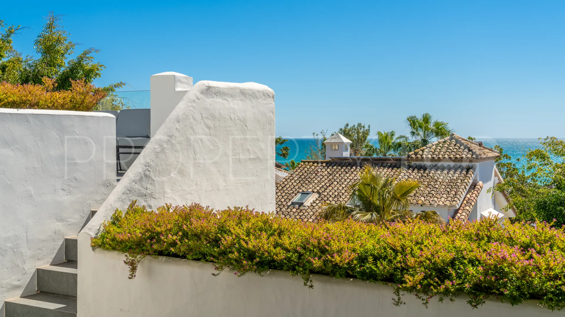 For sale duplex penthouse with 3 bedrooms in Marina Puente Romano