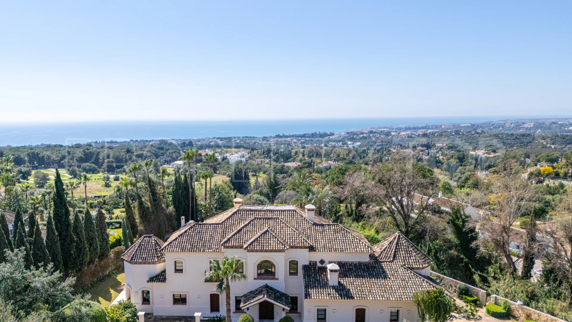 Comprar villa en Los Picos de Nagüeles de 5 dormitorios