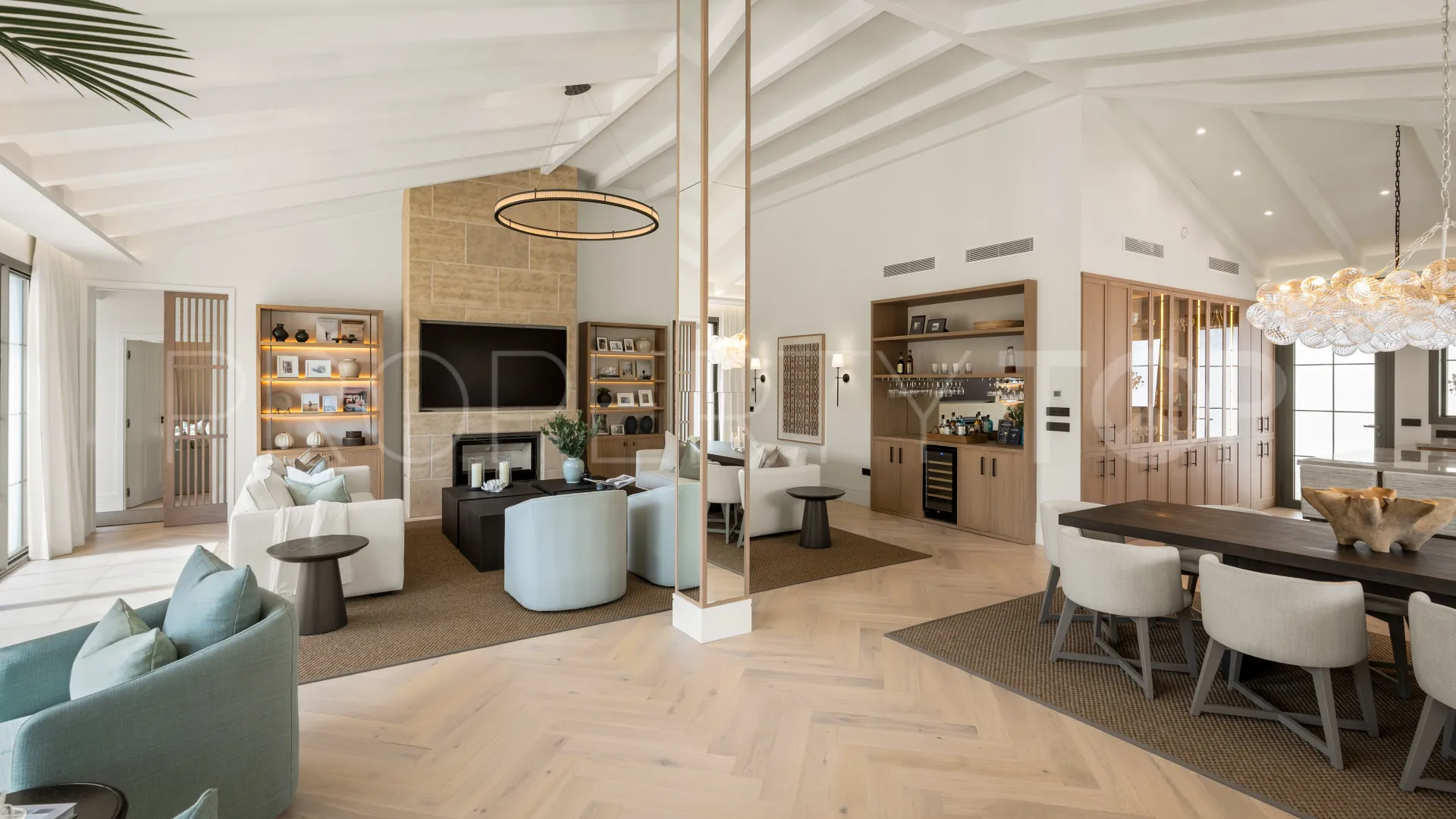 Nagüeles villa for sale