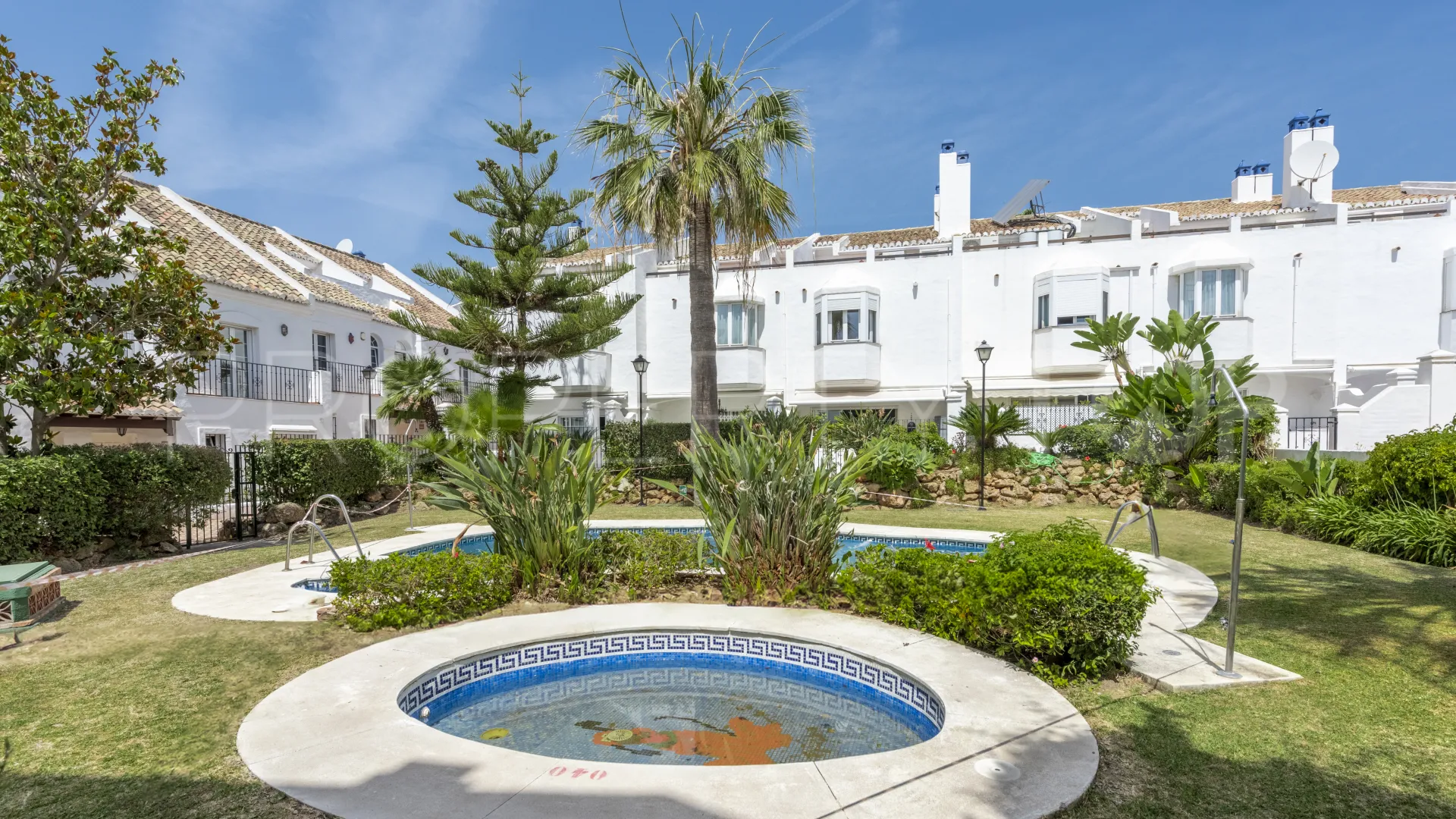 3 bedrooms town house in Arco Iris for sale