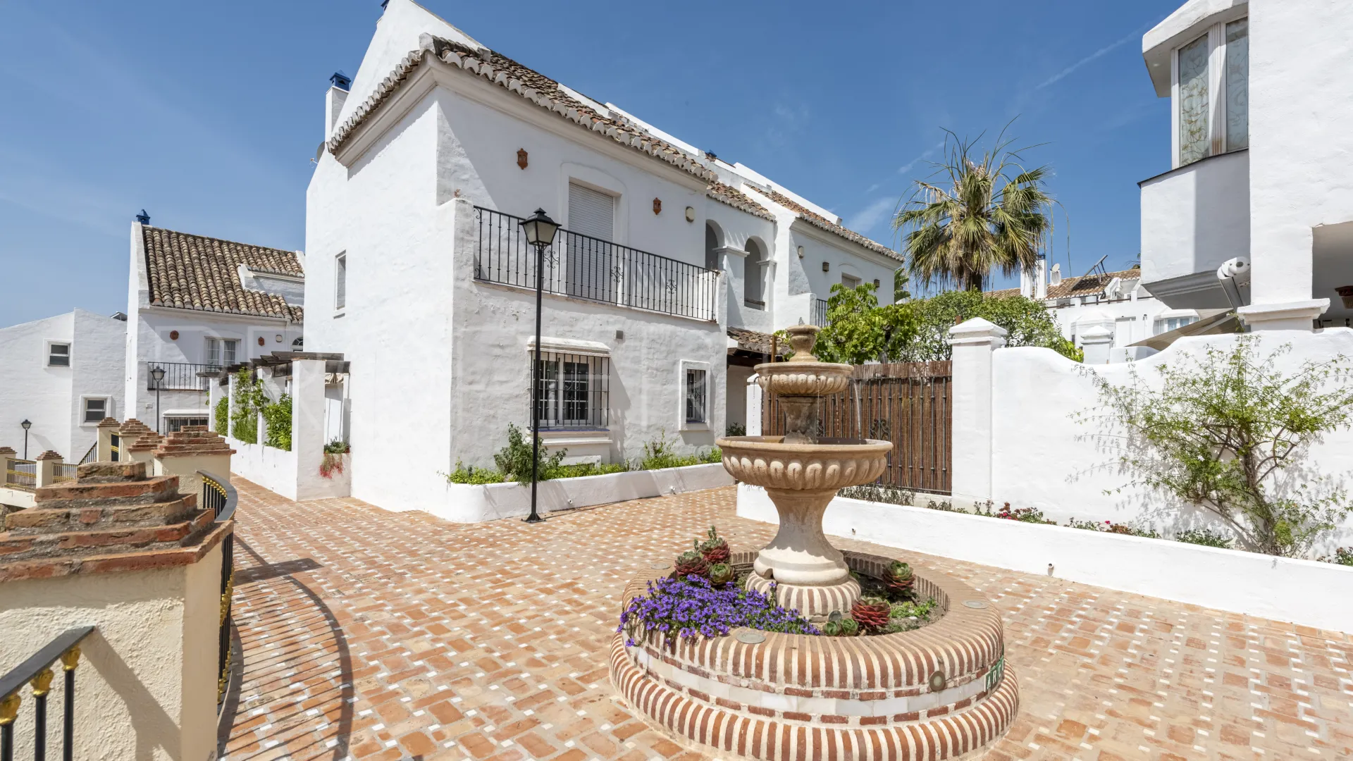 3 bedrooms town house in Arco Iris for sale