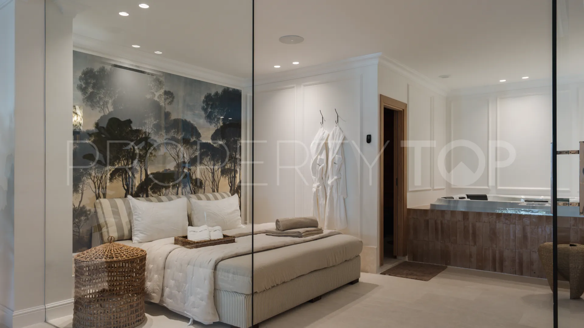Comprar villa en Nueva Andalucia