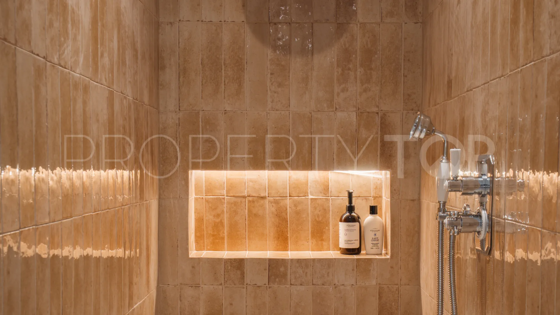 Comprar villa en Nueva Andalucia
