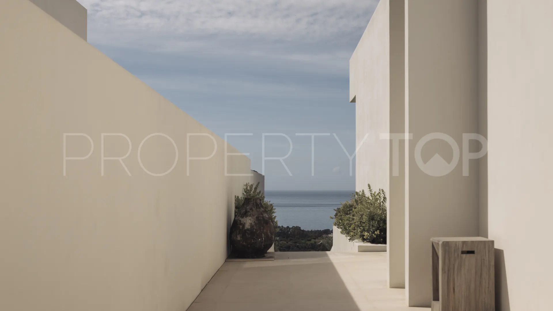 Villa for sale in Los Altos de los Monteros