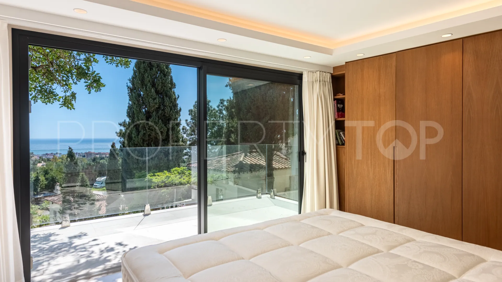 For sale villa in La Montua