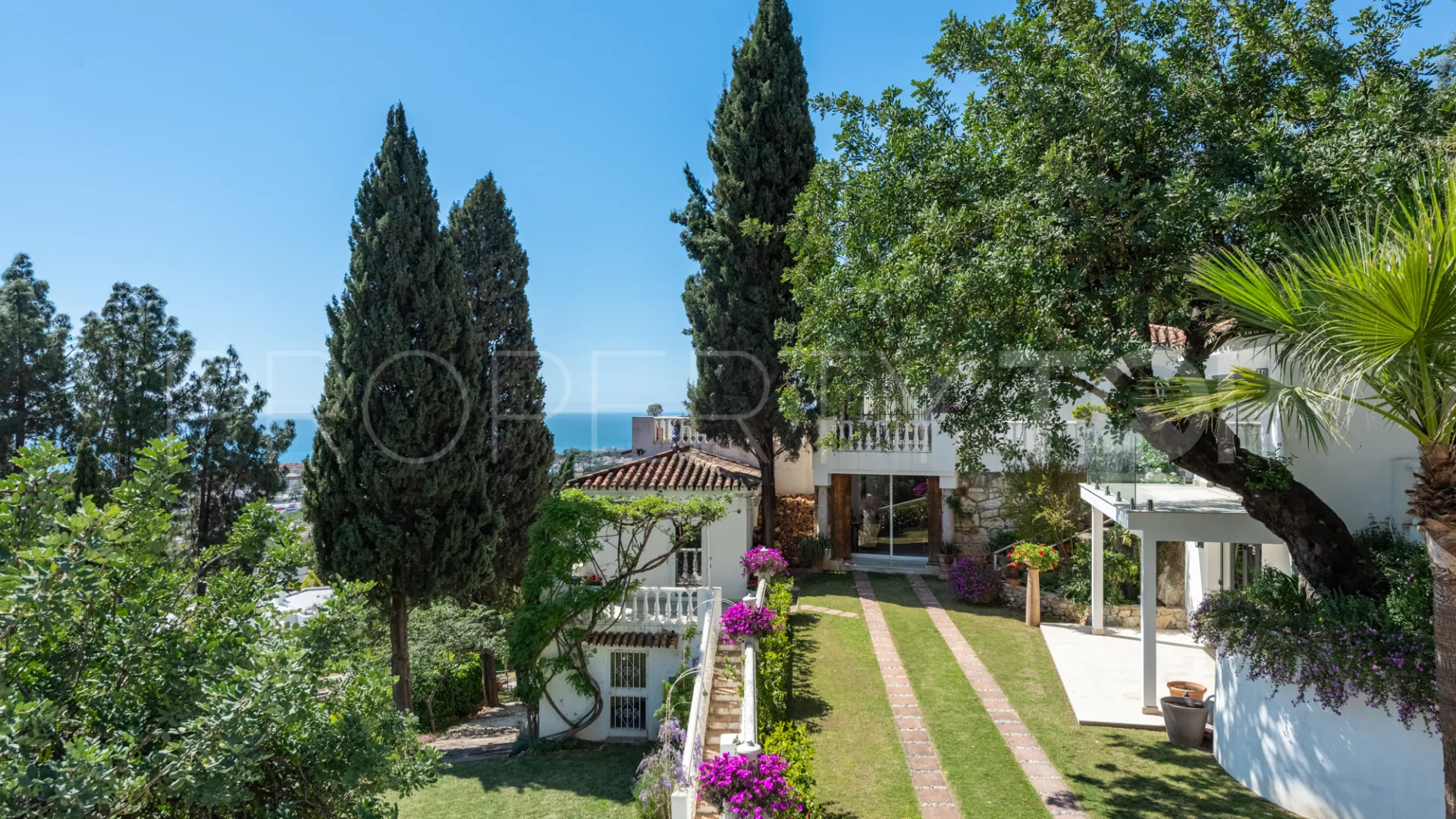 For sale villa in La Montua