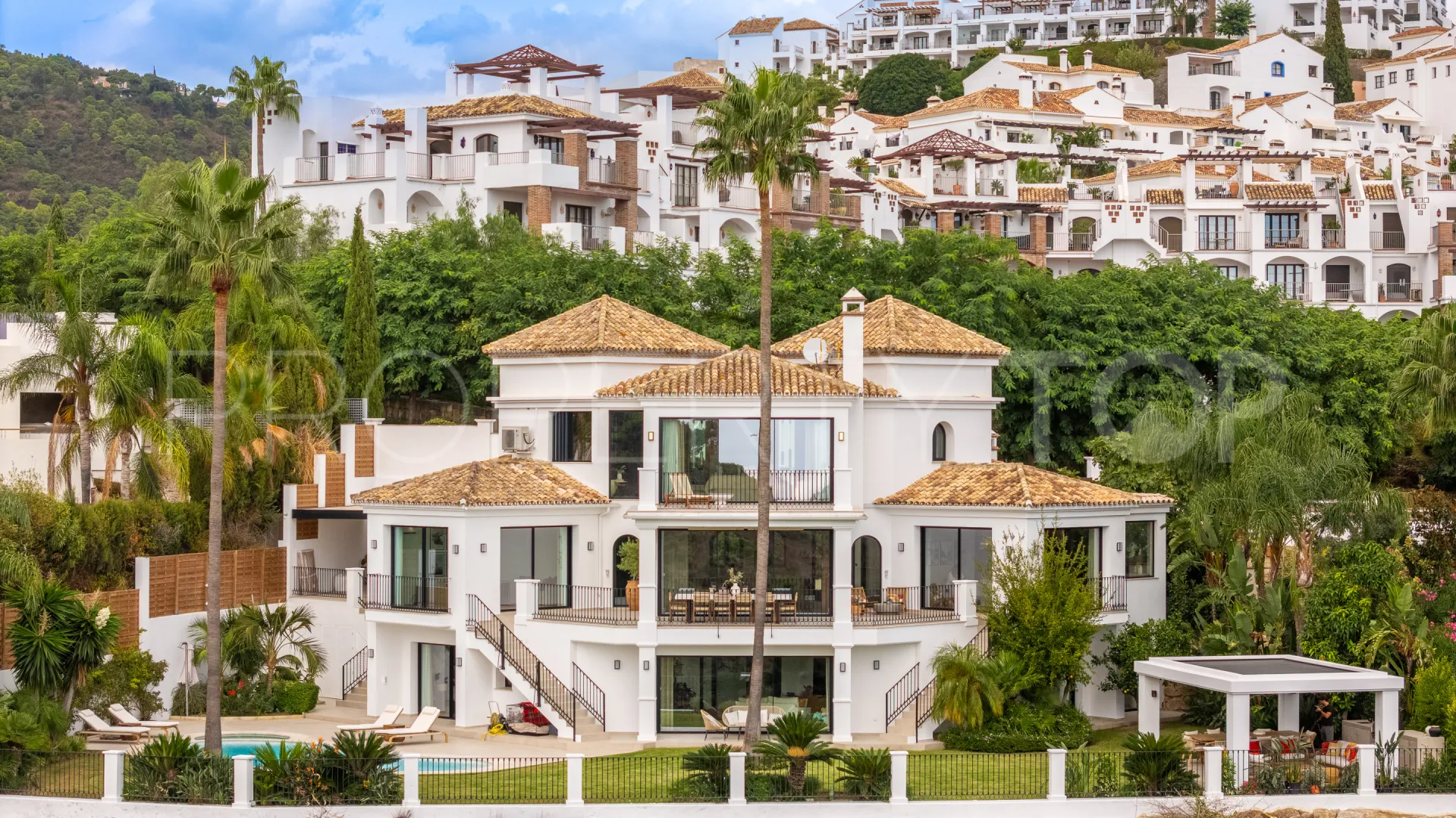 Villa a la venta en Los Arqueros de 5 dormitorios