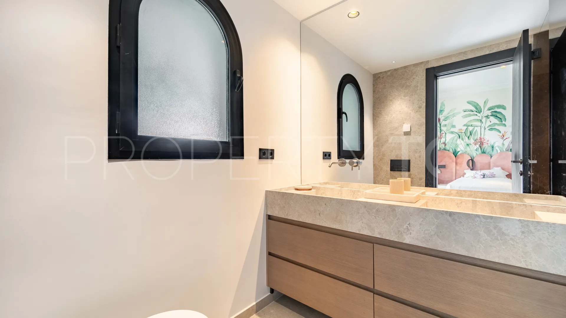 Villa a la venta en Los Arqueros de 5 dormitorios