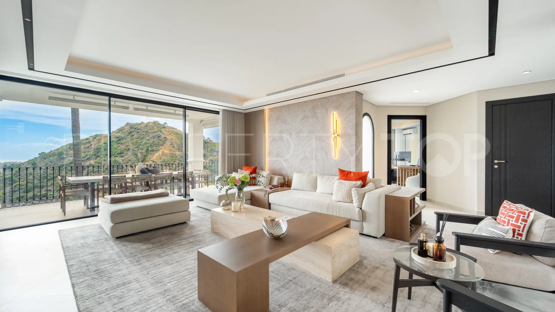 Villa a la venta en Los Arqueros de 5 dormitorios