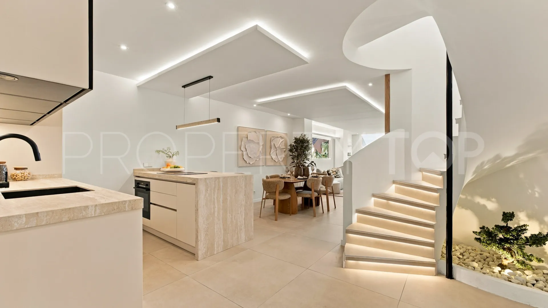 Andalucia Alta, atico duplex con 3 dormitorios en venta