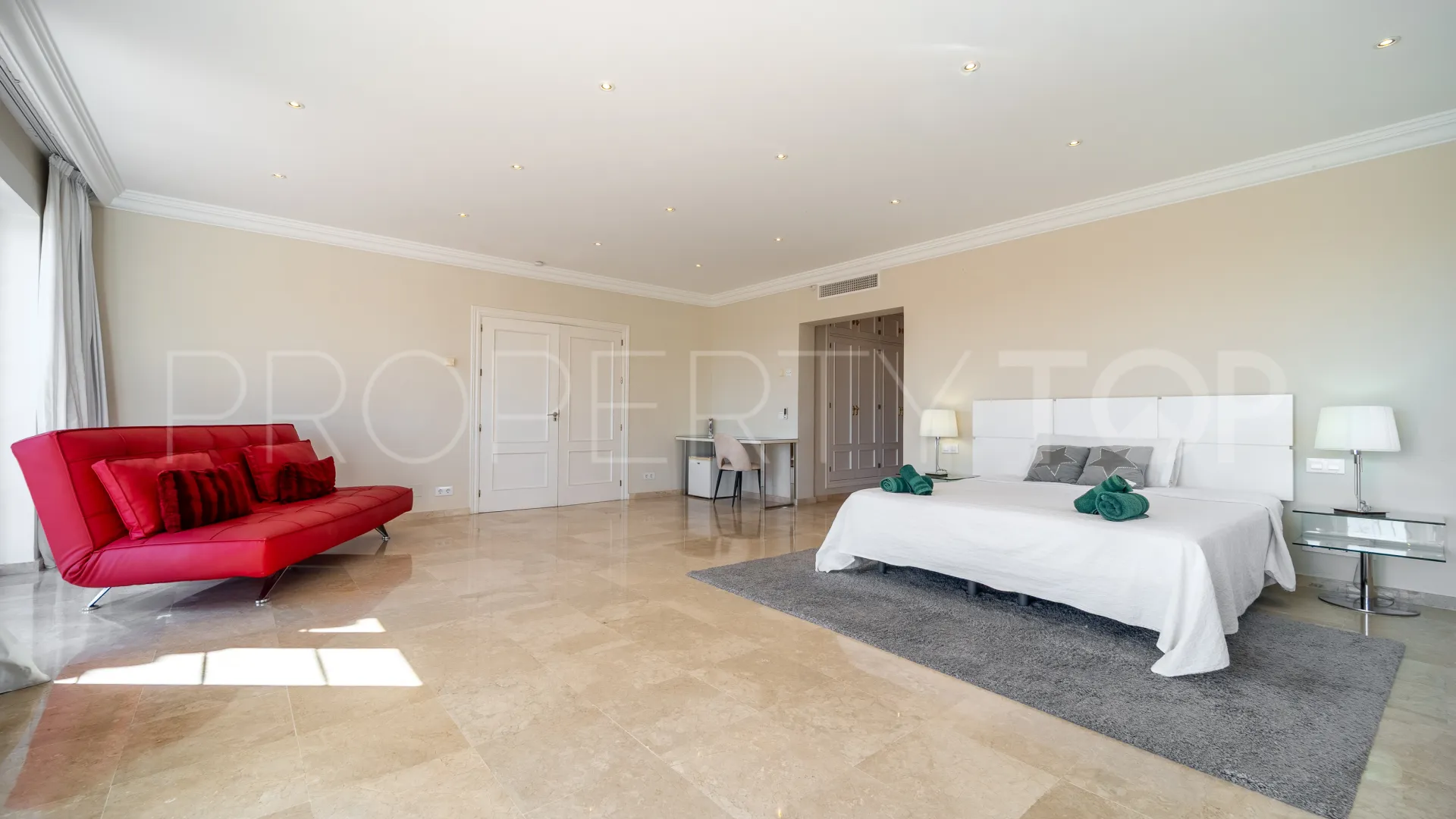 Villa for sale in Nueva Atalaya with 4 bedrooms