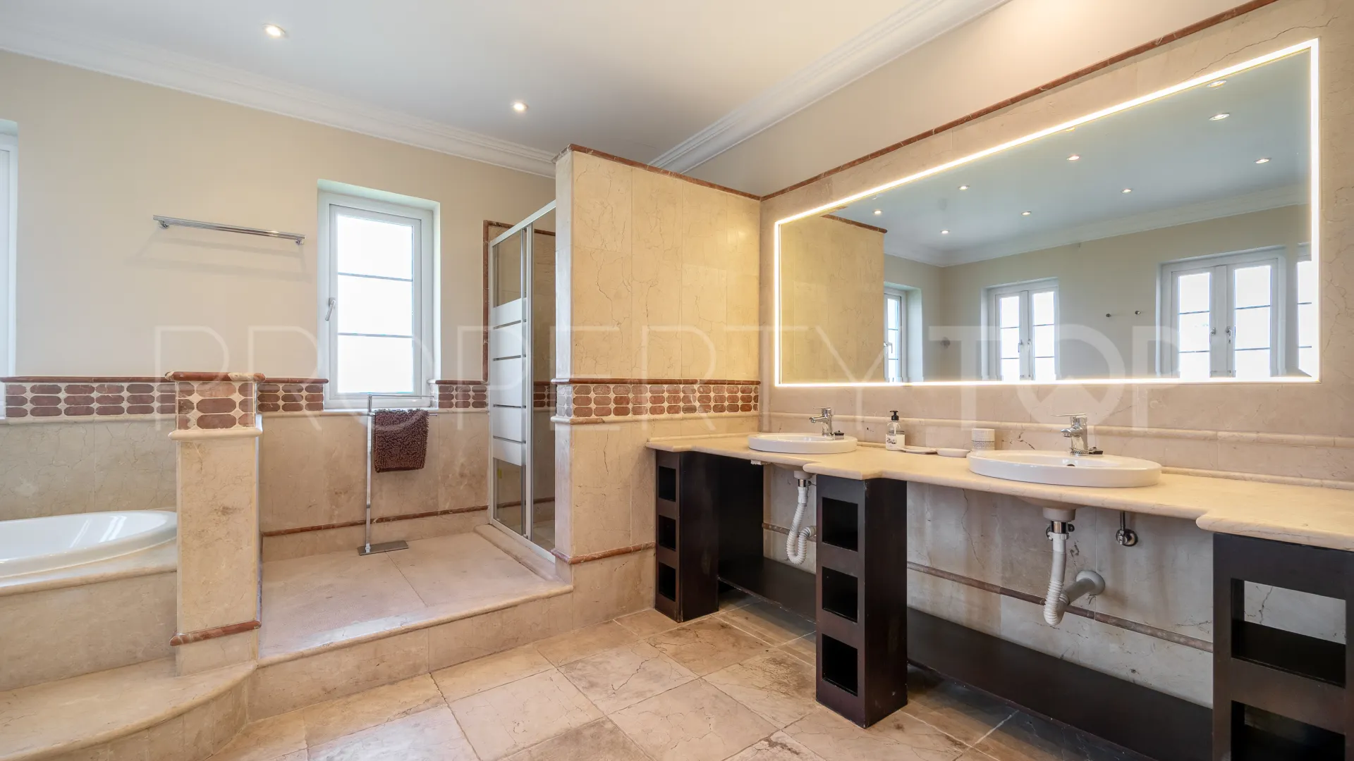 Villa for sale in Nueva Atalaya with 4 bedrooms