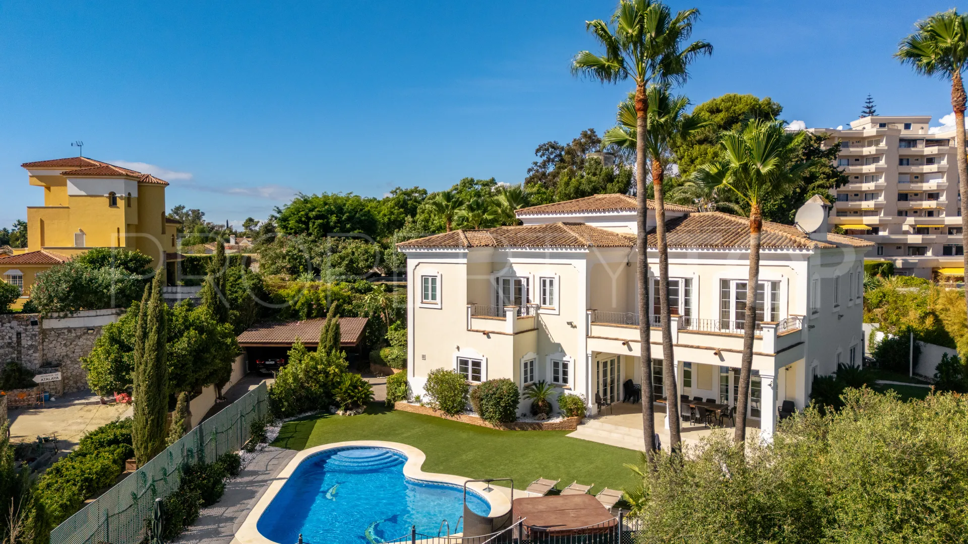 Villa for sale in Nueva Atalaya with 4 bedrooms