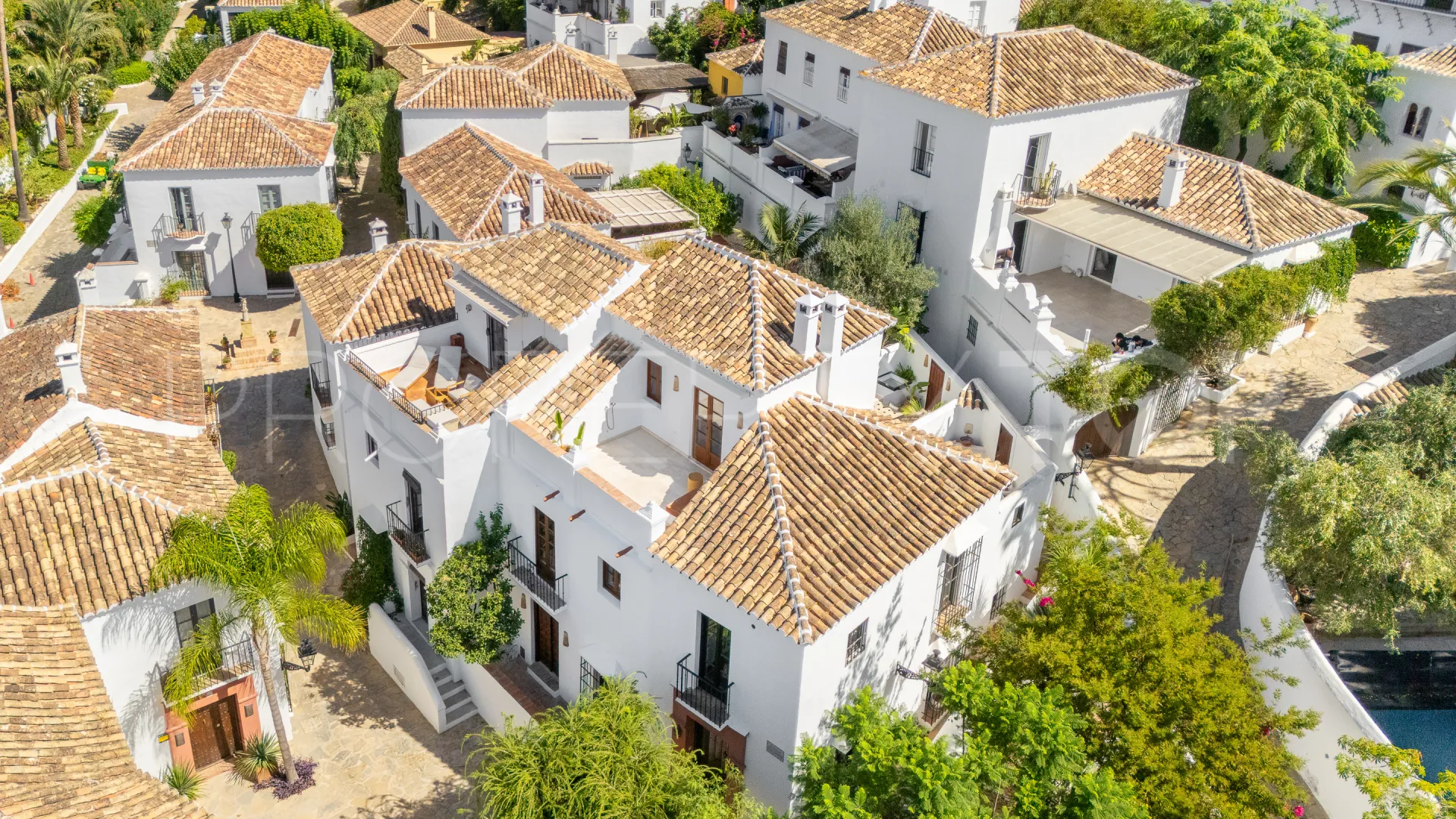 Se vende adosado en Lomas Pueblo de 2 dormitorios