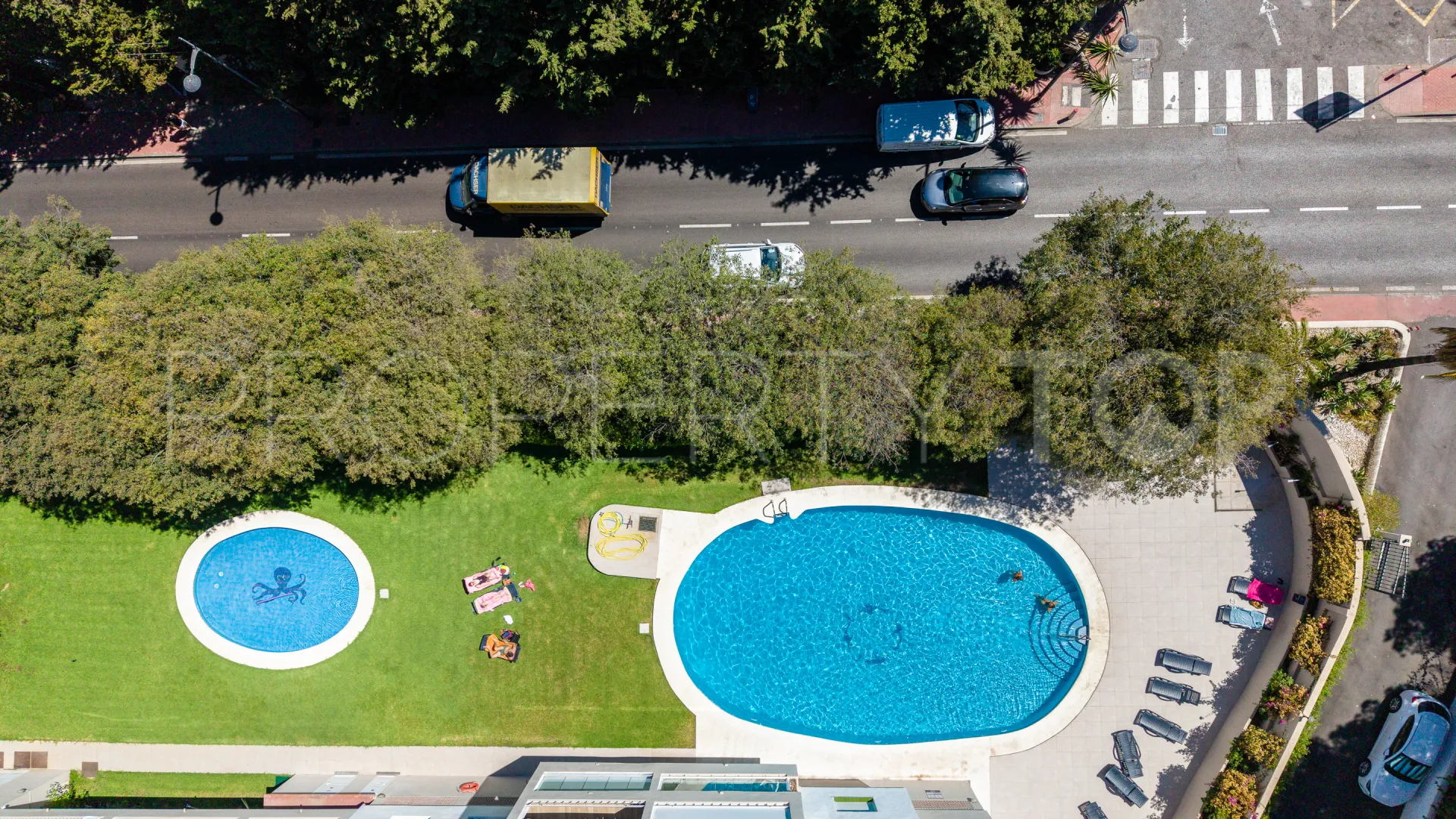 Se vende apartamento en Conjunto Casaño