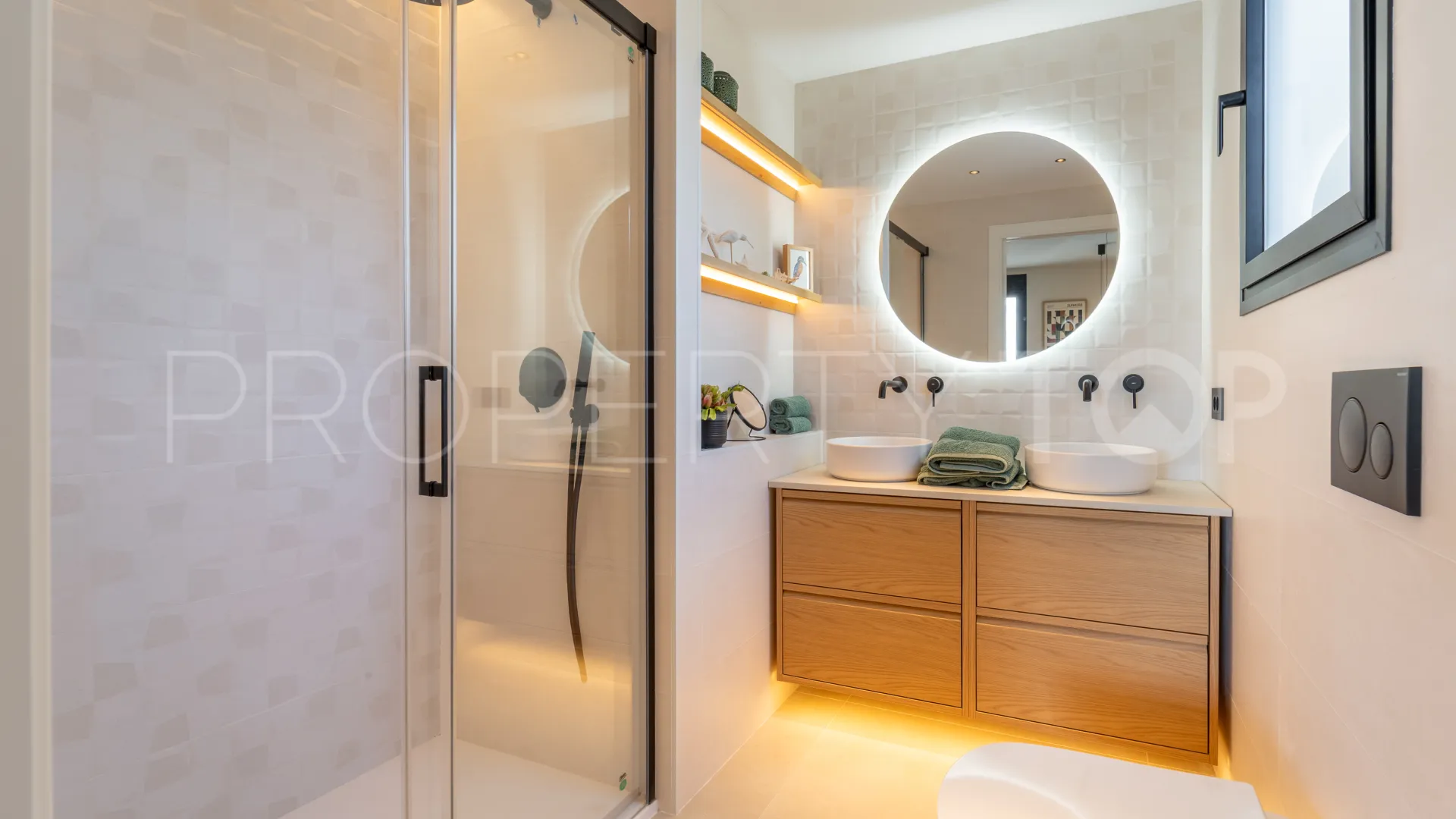 Se vende apartamento en Conjunto Casaño