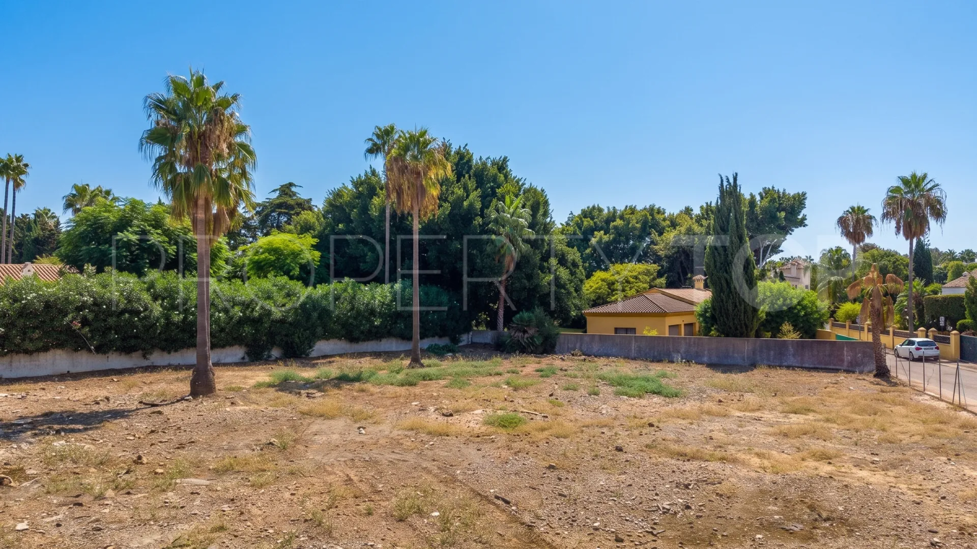 Comprar parcela en Guadalmina Baja