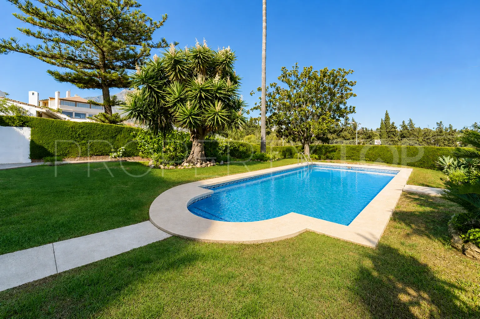 Aloha, villa a la venta
